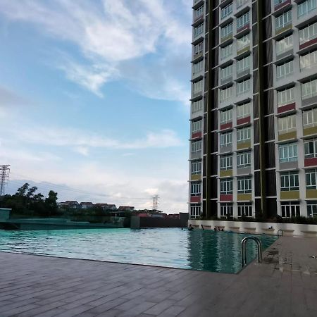 Mahkota Valley Apartment Indera Mahkota Kuantan#Netflix Exterior photo